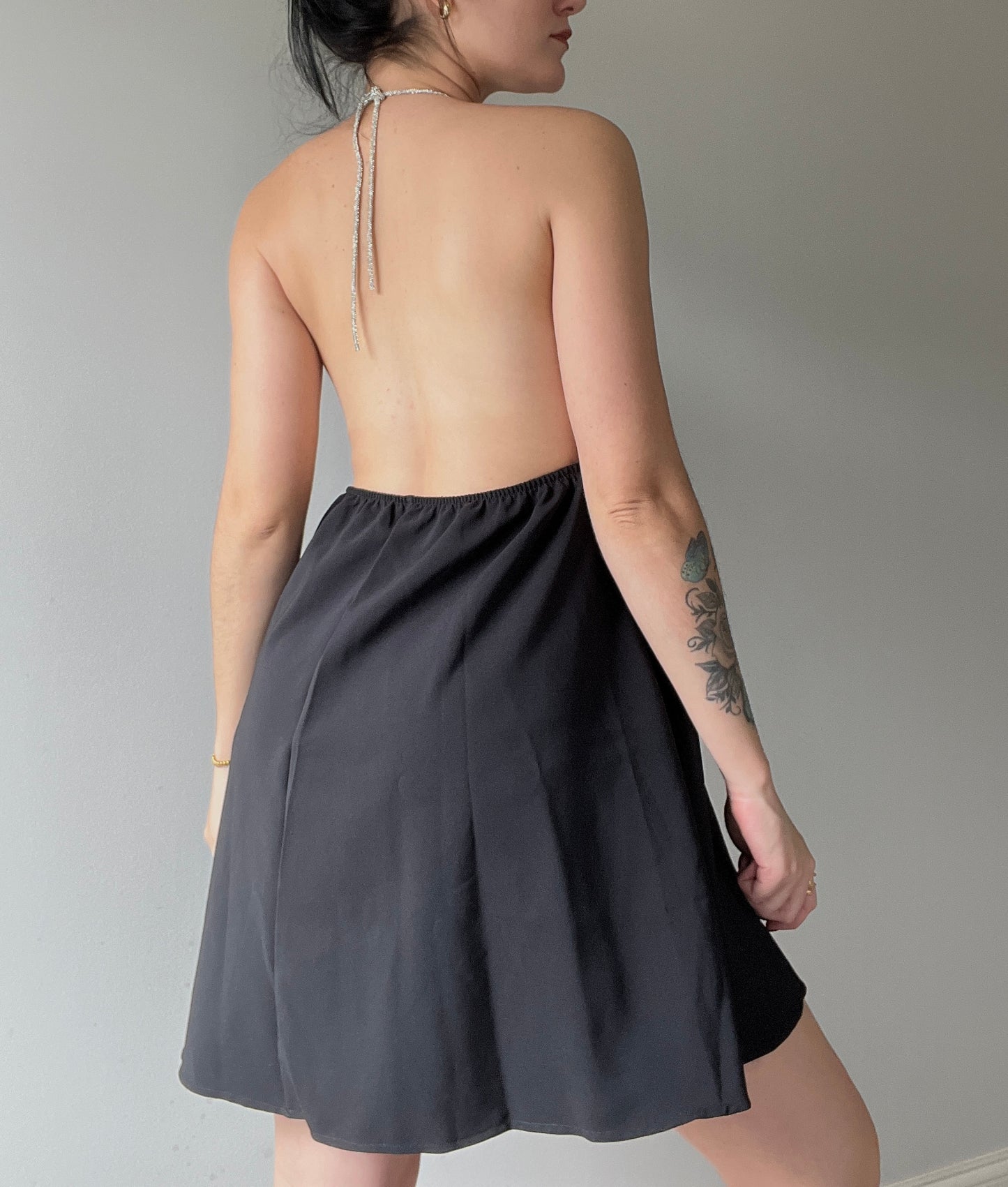 One-Size Short Dress with Open Back ,back side