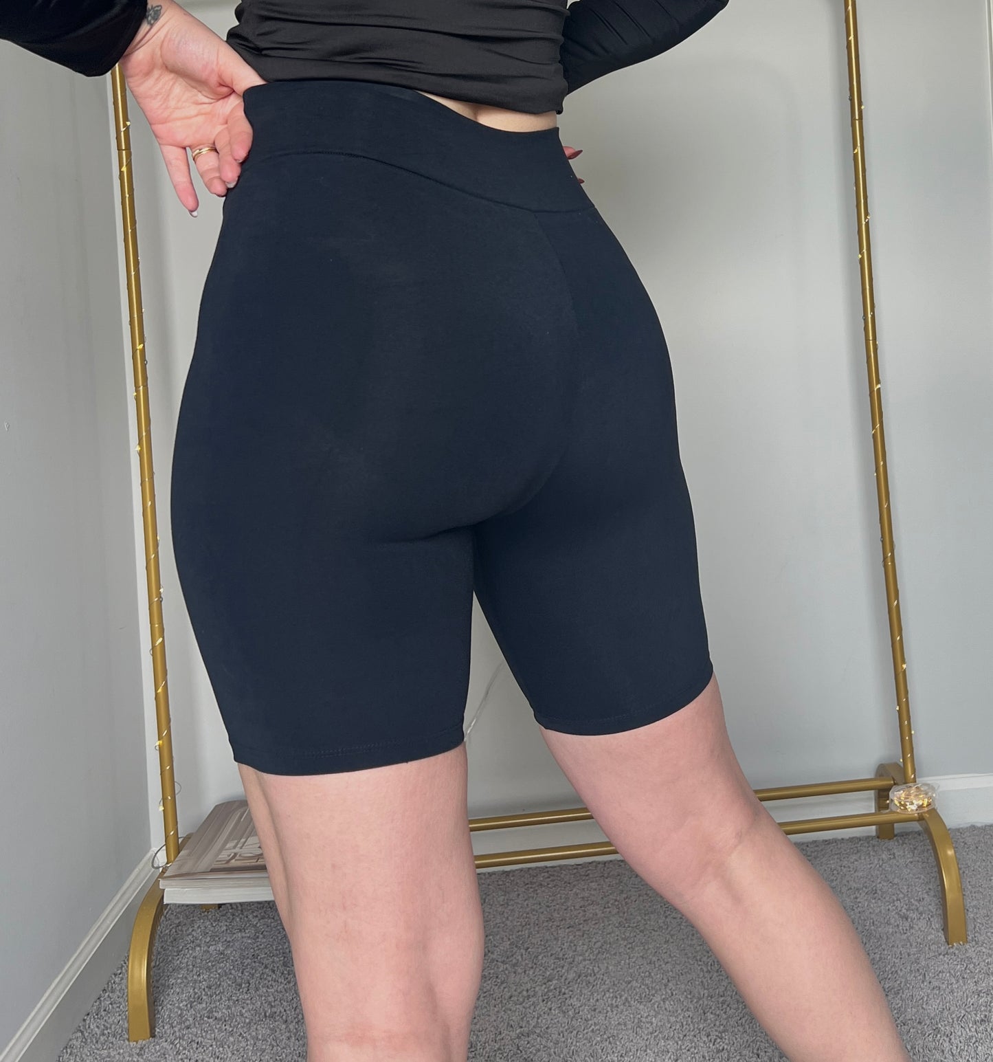 BLACK BIKER SHORTS BIKE SIDE