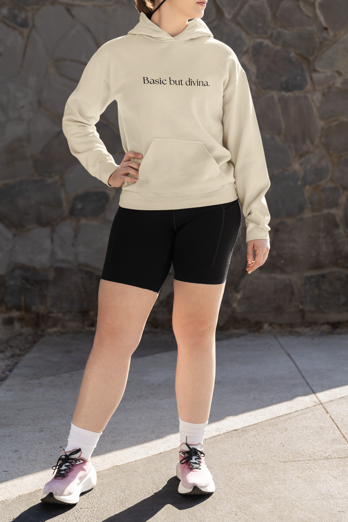 BASIC BUT DIVINA. HOODIES