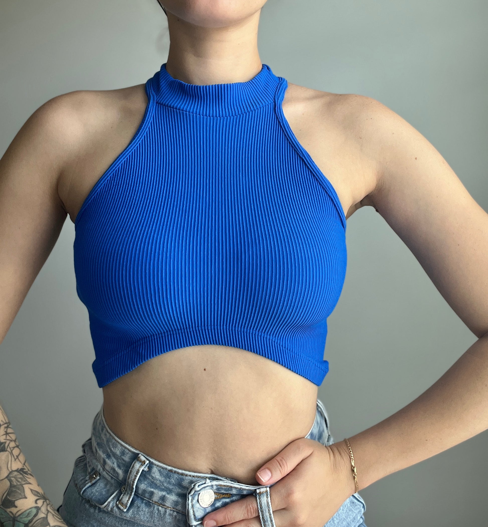 Mock Neck Crop Top - DIVINA CLOTHING STORE