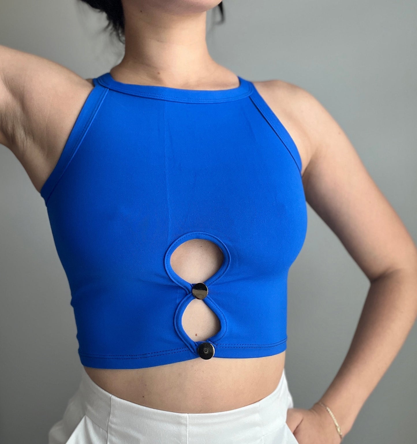 Cut Out Front Crop Top - DIVINA CLOTHING STORE